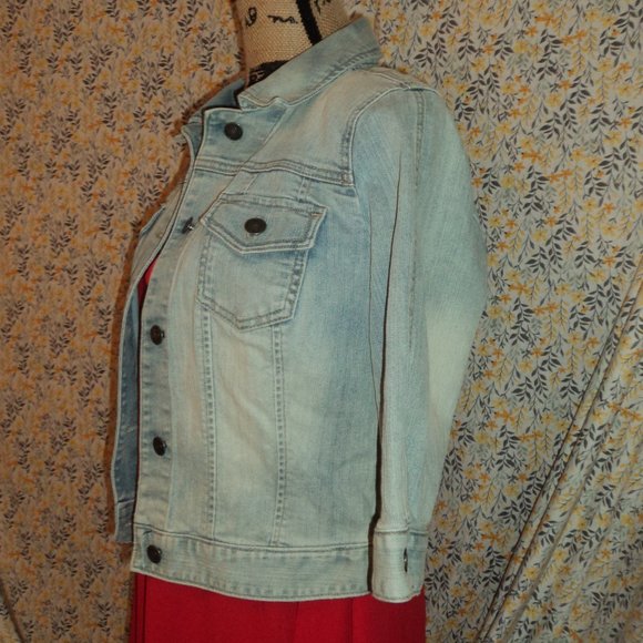 Jean Jacket - Picture 5 of 7